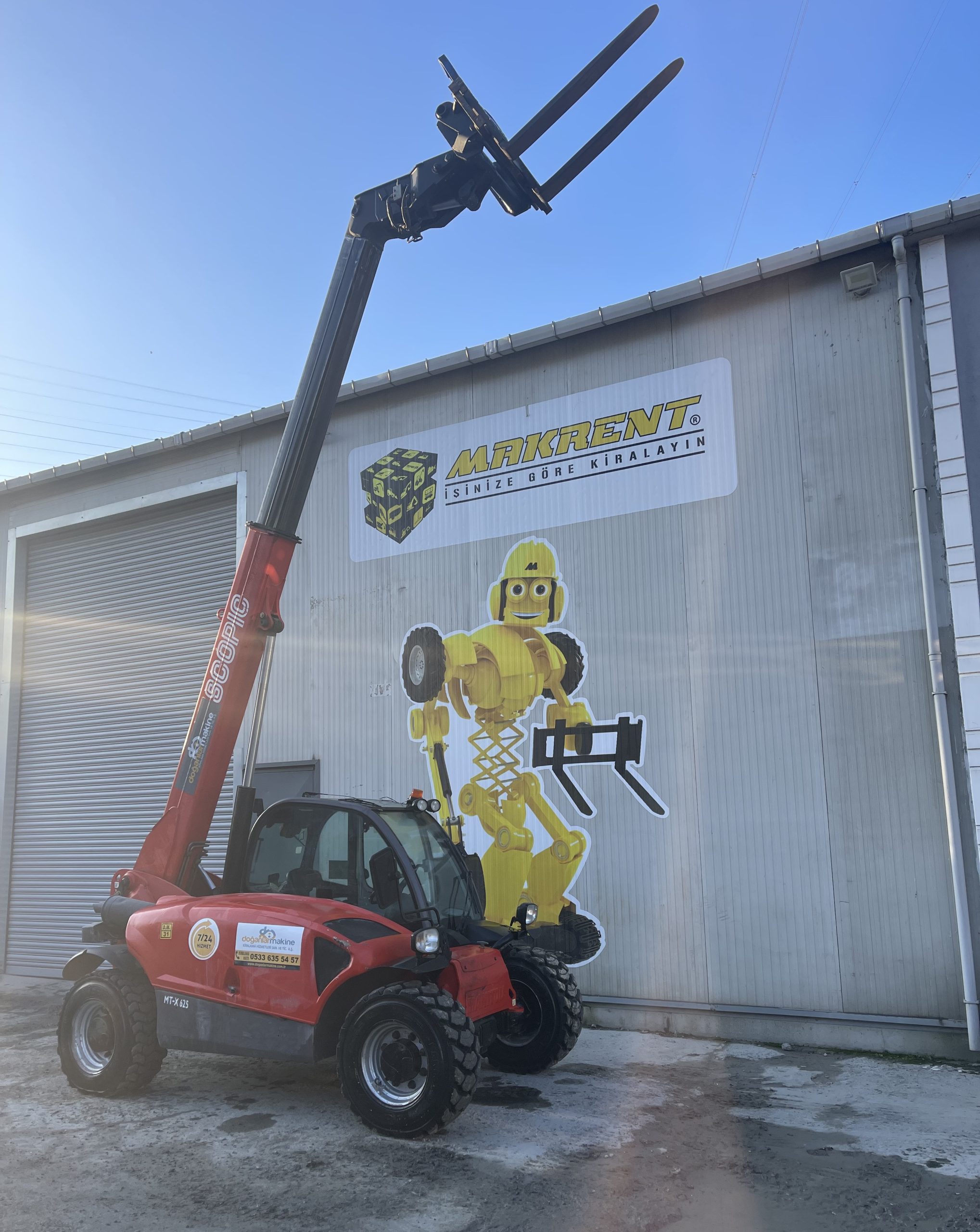 KİRALIK Manitou Telehandler 6 Metre 2.5 Ton
