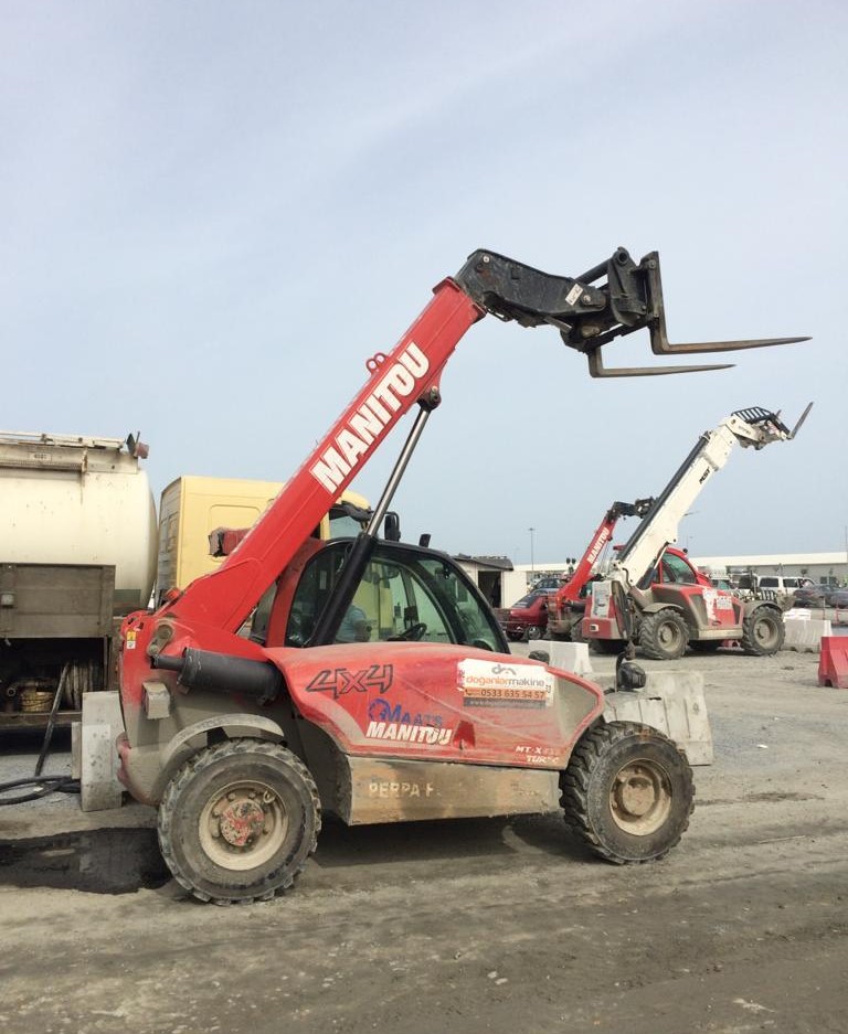 KİRALIK Manitou Telehandler 6 Metre 2.5 Ton