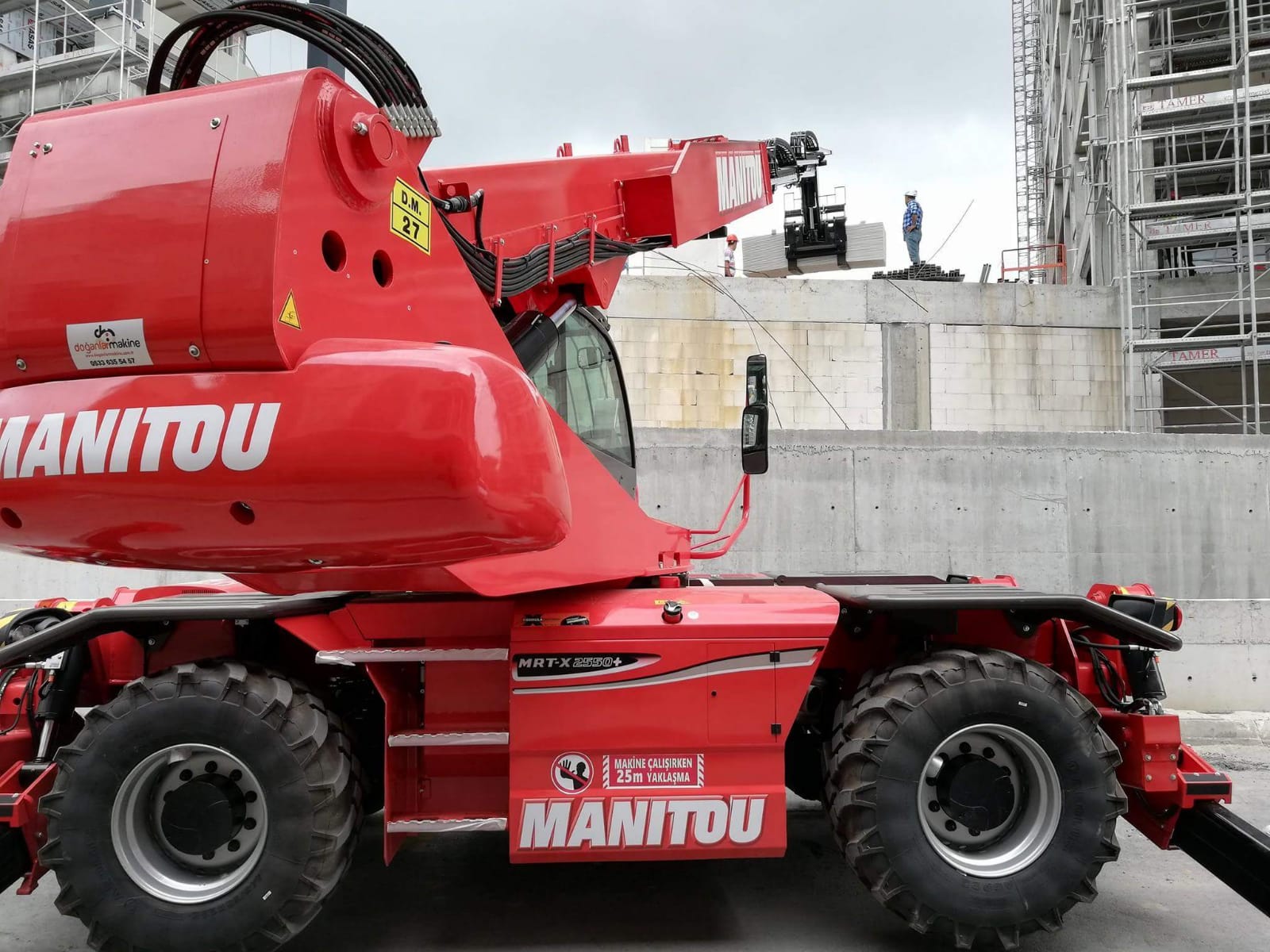 KİRALIK Manitou Telehandler 25 Metre 5 Ton ROTASYONLU
