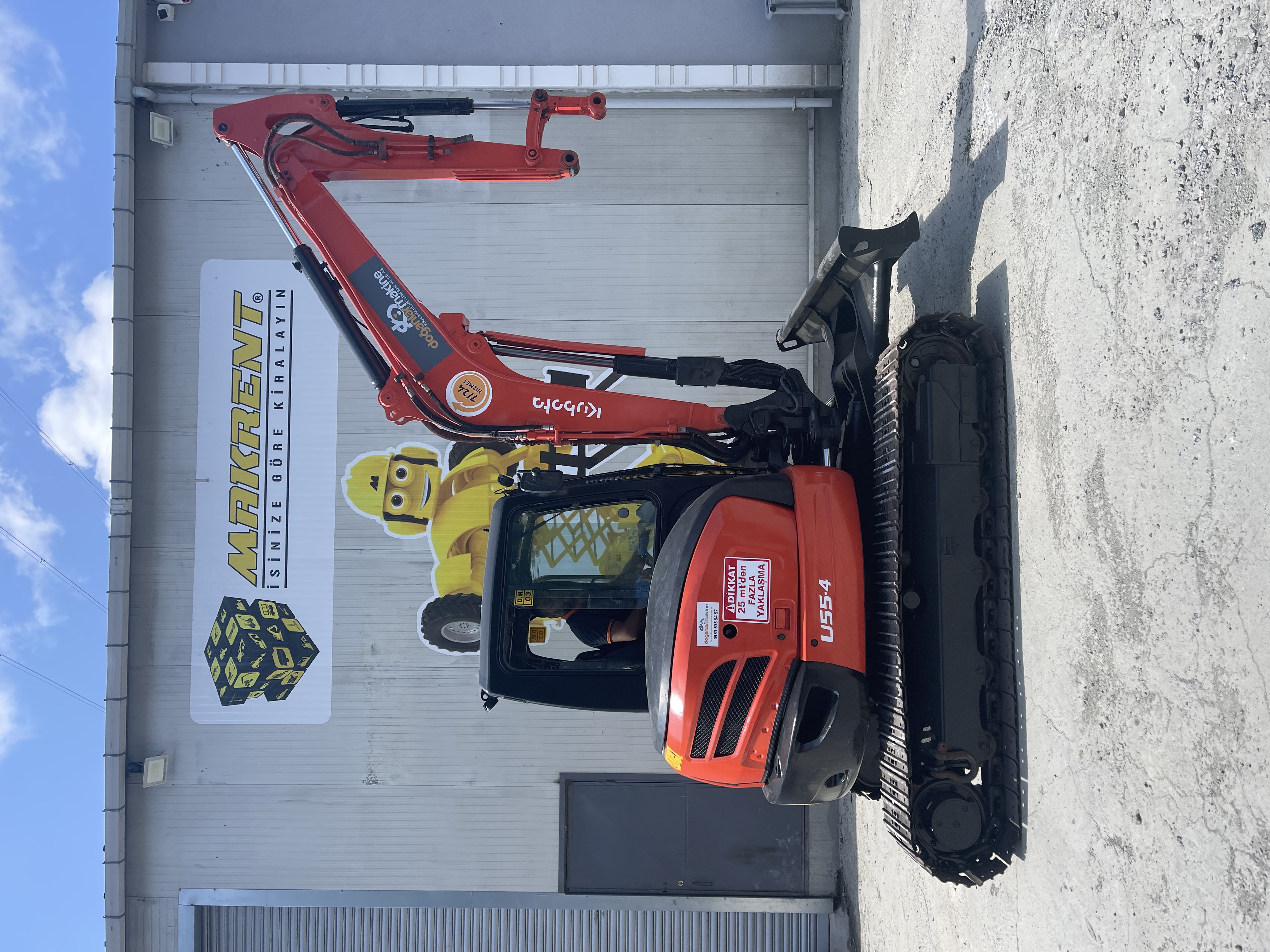 kiralık 6 ton kırıcılı eskavatörler
