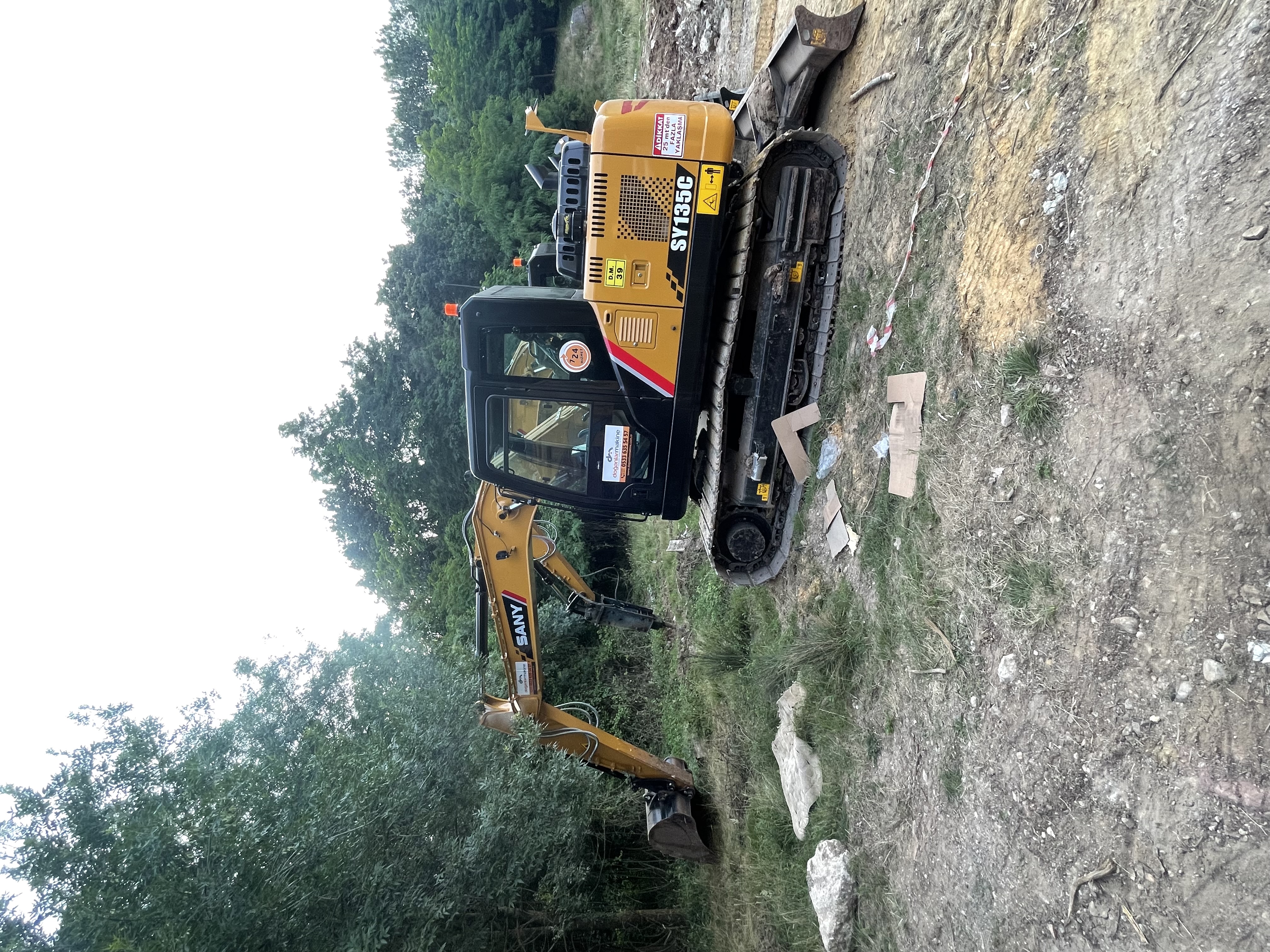 kiralık 14 ton kırıcılı eskavatörler