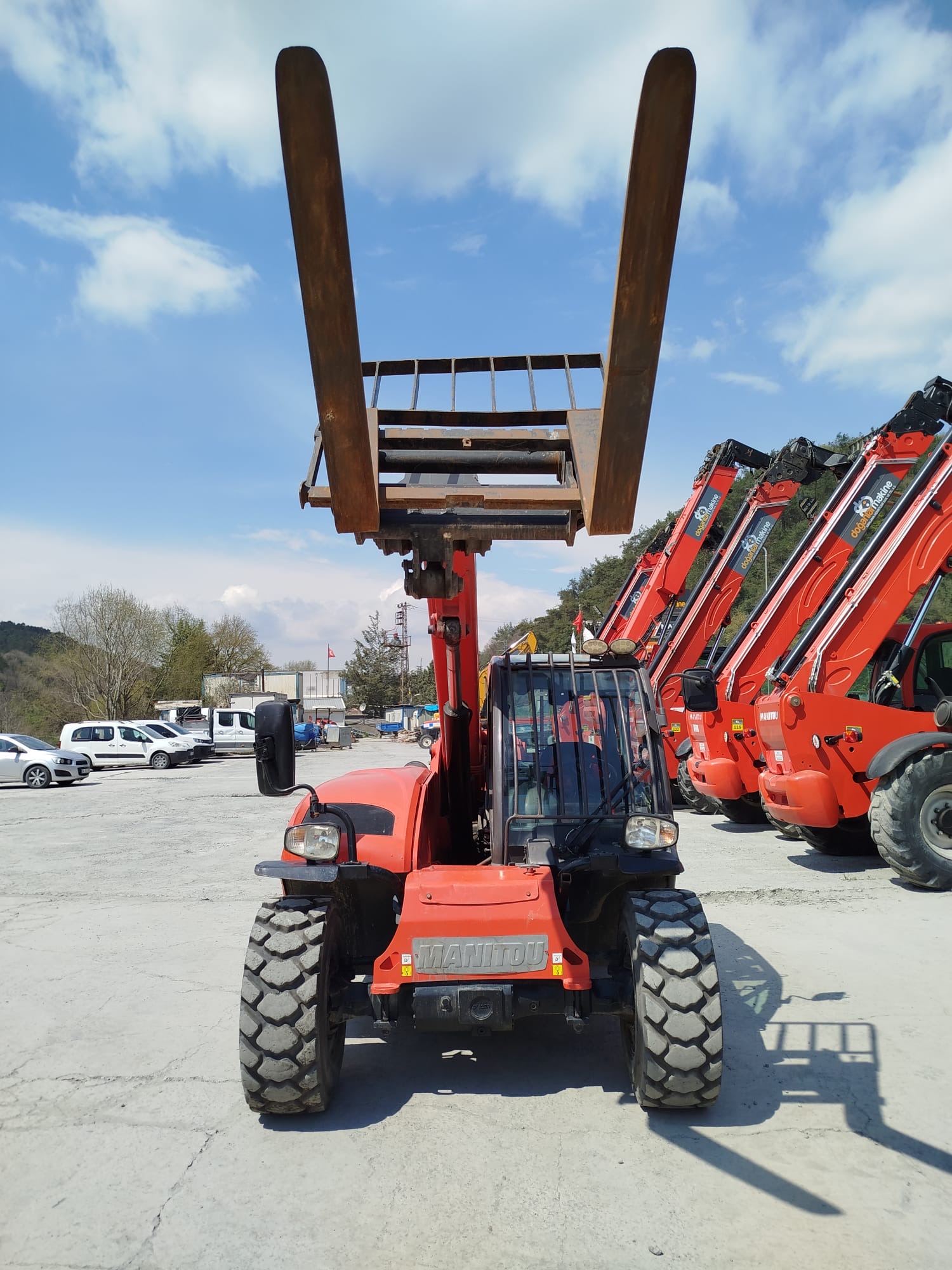 SATILIK MANİTOU 625 2016 MODEL 15700 SAATTE DM111