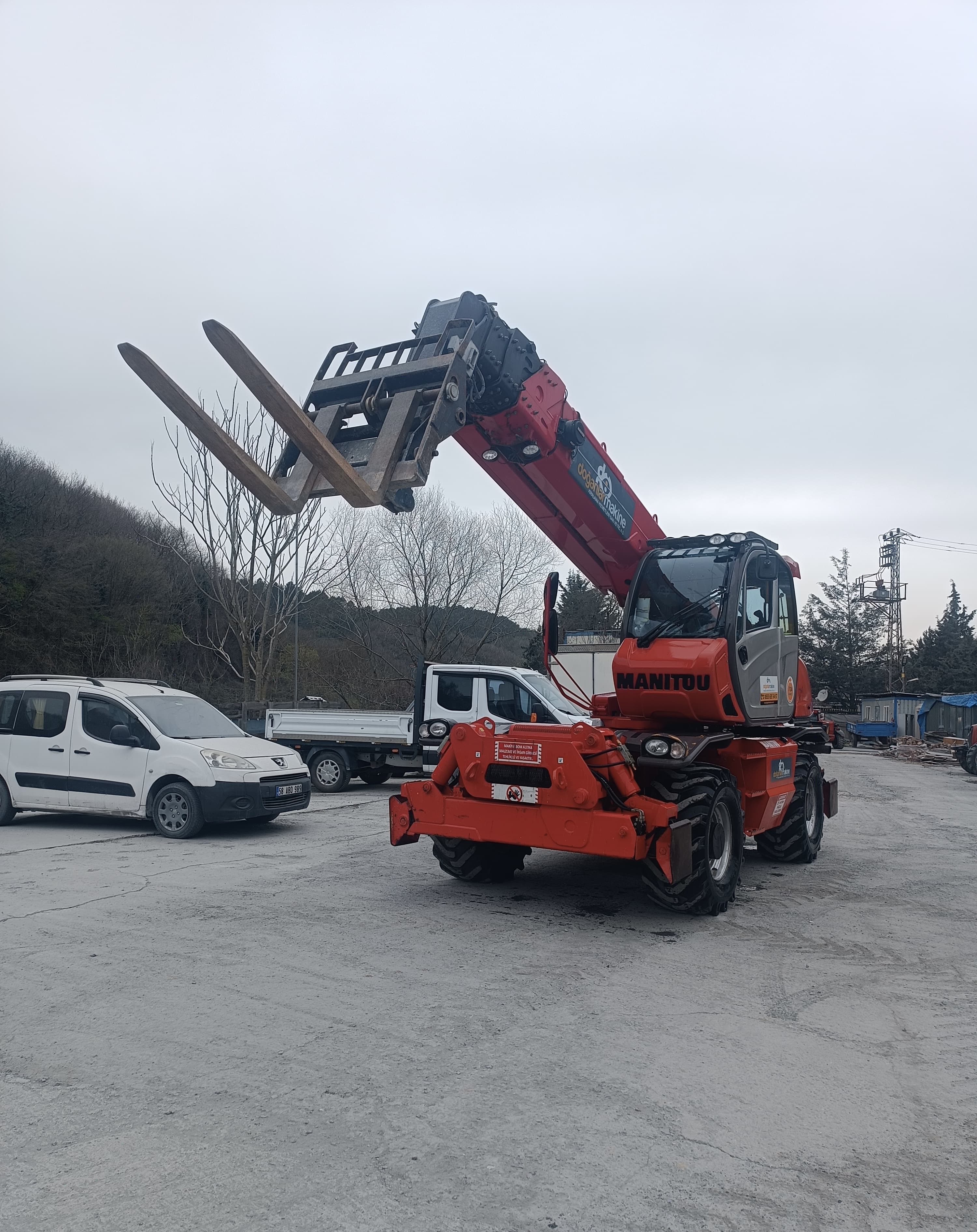 SATILIK FULL MANİTOU MT-X 2150 2017 MODEL8000 SAATTE dm130