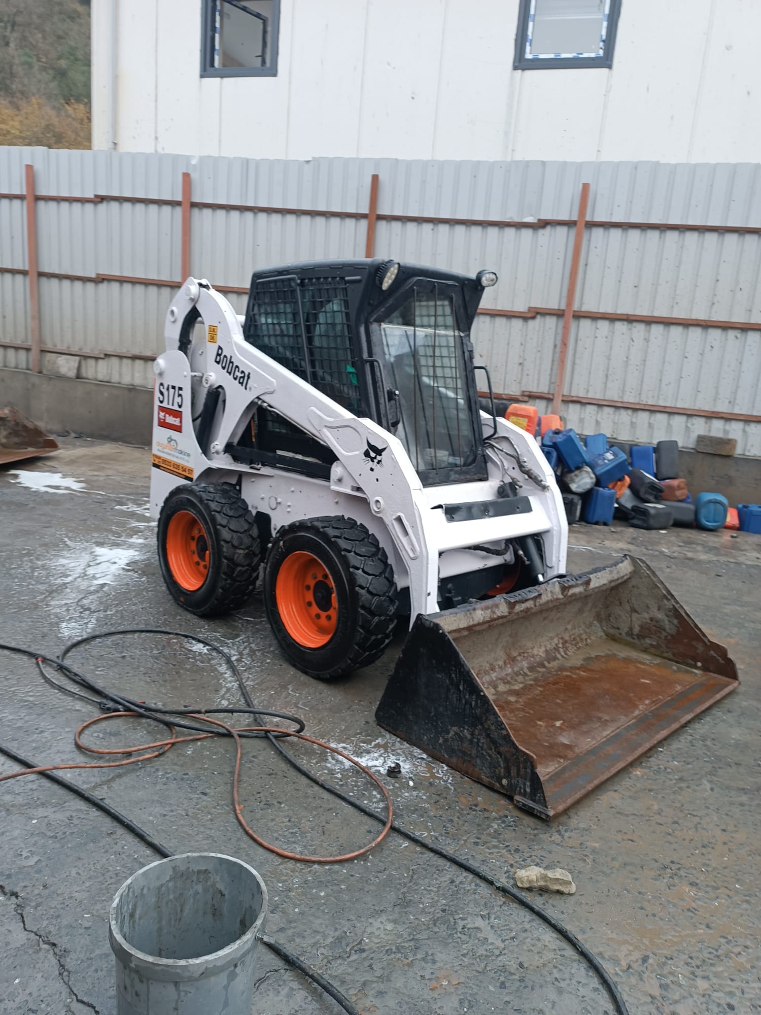 KİRALIK BOBCAT S175  MİNİ YÜKLEYİCİ